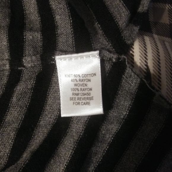Women's grey and black top Medium - Picture 4 of 4